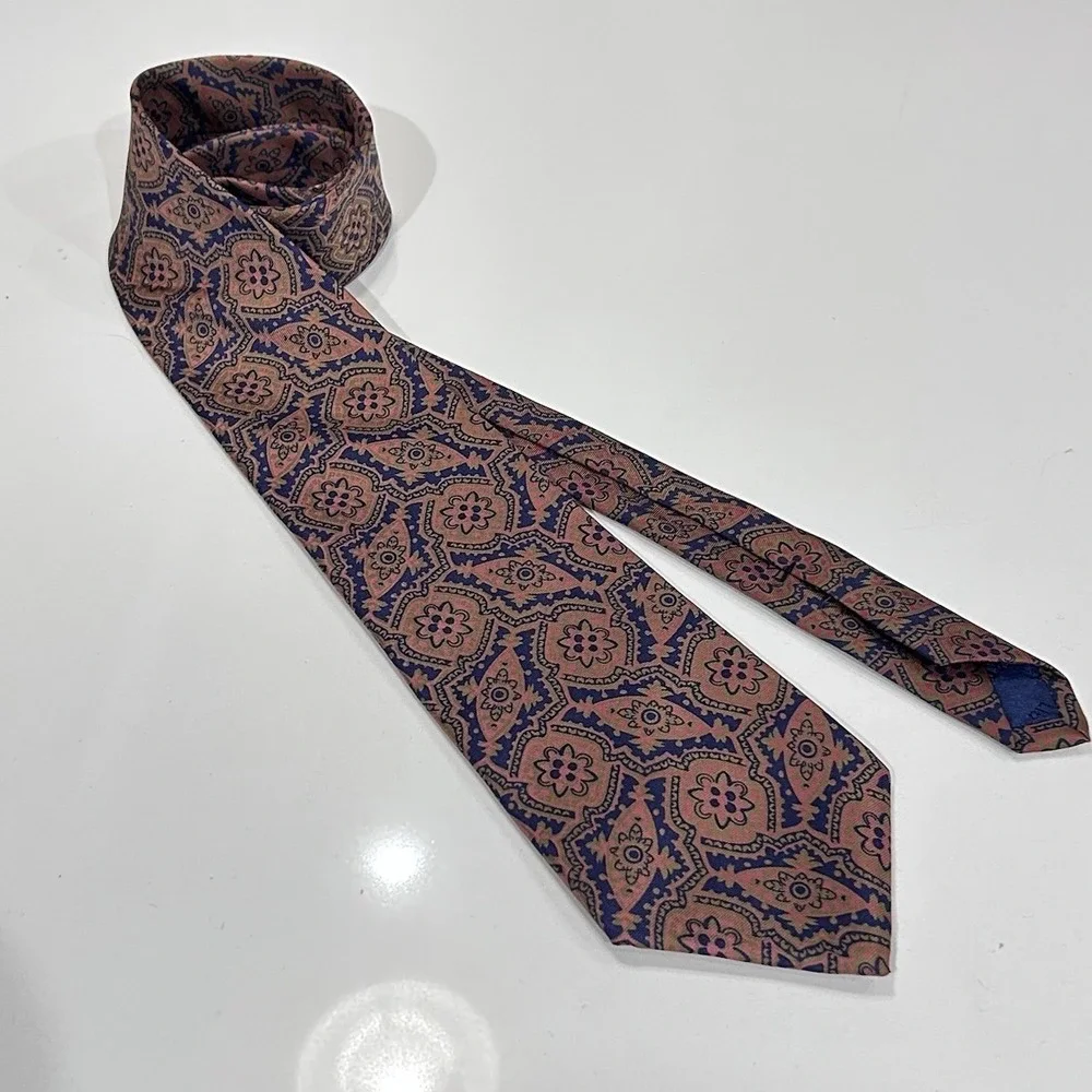 Liberty of London Geometric Paisley Silk Necktie Mens Cooper Navy‎ 56x3.75